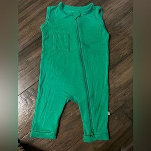Kyte baby sleeveless zip romper 6-12 months